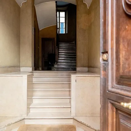 Domus Palestro Appartement